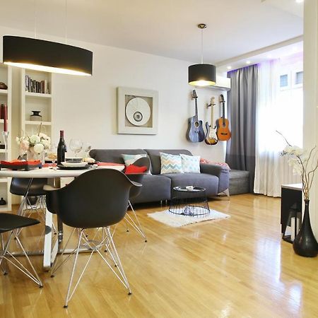 Happy Guest Apartment Zagreb Bagian luar foto