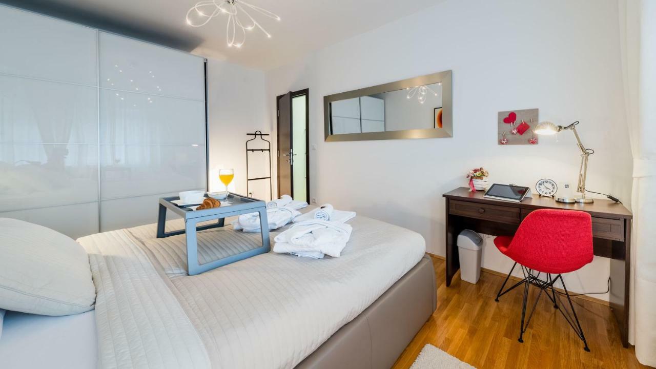 Happy Guest Apartment Zagreb Bagian luar foto